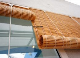 Chọn mẫu rèm roman hiện đại và mành tre trúc chống nắng phù hợp